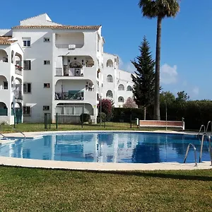  Apartment Studio In Calypso,calahonda 200 Metres From The Beach Spain